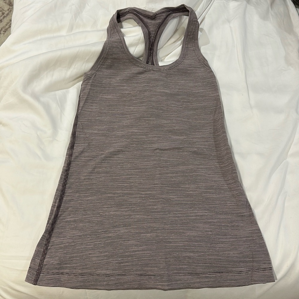 Women’s Lululemon Tank